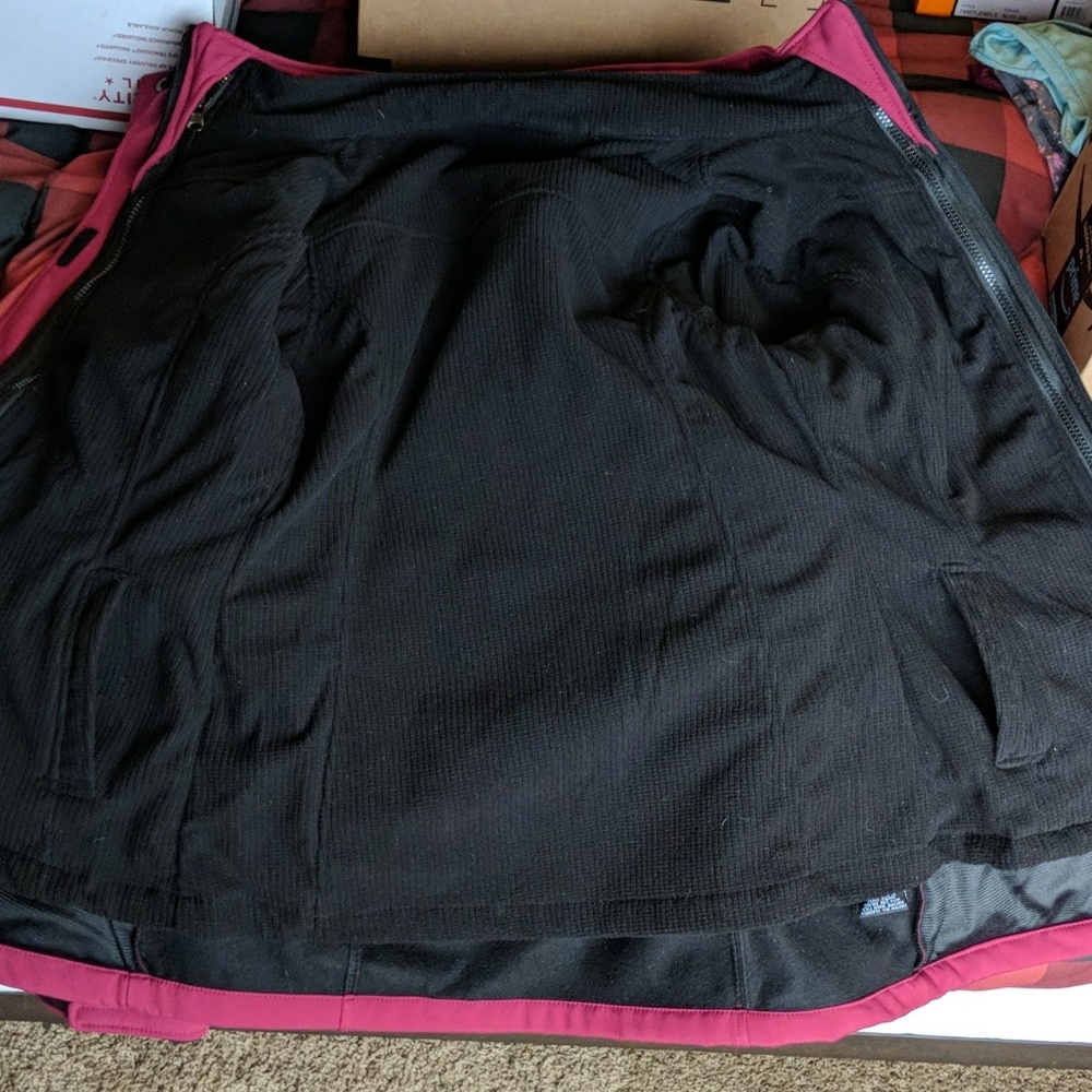 Soft Shell Jacket - image 5